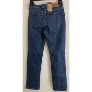 Levi Classic Straight Jens Hyper soft Mid Rise Womens Size 6